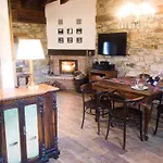 Chalet Mugidos Lejanos La Vega (Lierganes, Cantabria)